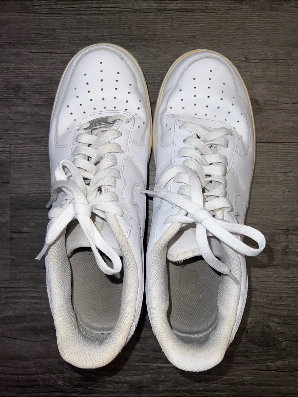 Nike White Low-Top Leather Sneakers Mens shoes 10